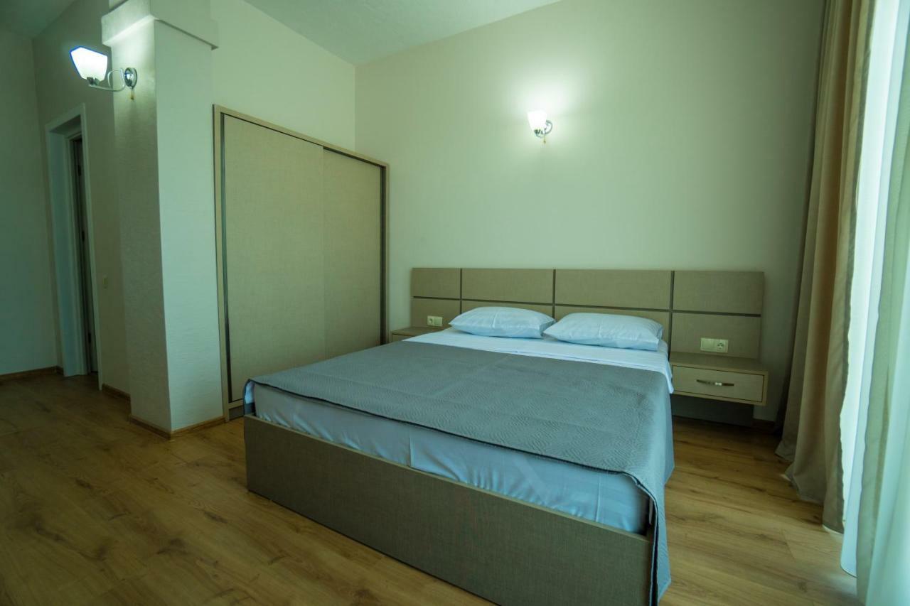 Twins Hotel อนาเคลีย ภายนอก รูปภาพ